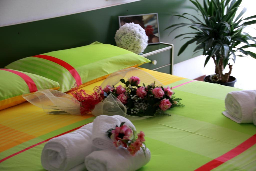 Hotel Astrid تّشيرفييا الغرفة الصورة